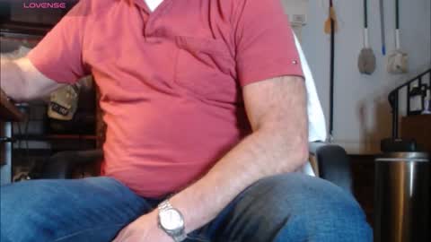 Snapshot of nctitanman chatting on 11.07.25 Seth online show from 11.07.25