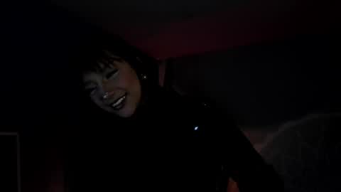 Nefertari online show from 02.01.25