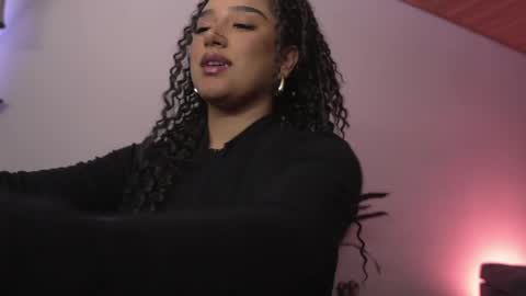 Nefertari online show from 06.01.26