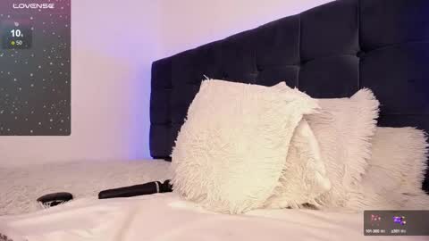 Snapshot of nea_lm chatting on 12.01.24 nea-- online show from 12.01.24