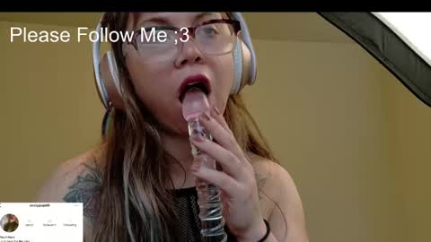 Snapshot of nealiana96 chatting on 02.03.25 Nealiana online show from 02.03.25