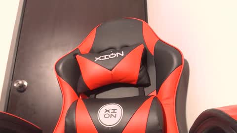 Laura   online show from 10.09.25