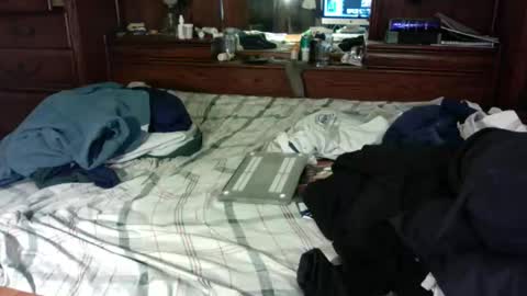 Snapshot of nedddludd chatting on 10.22.25 nedddludd online show from 10.22.25