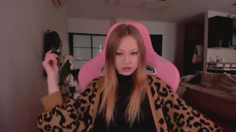 m a r i a online show from 02.12.25