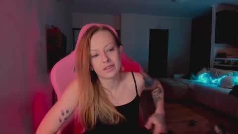 m a r i a online show from 02.15.25