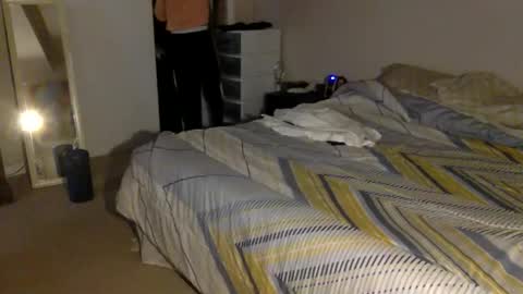 Snapshot of needsub chatting on 11.09.25 needsub online show from 11.09.25