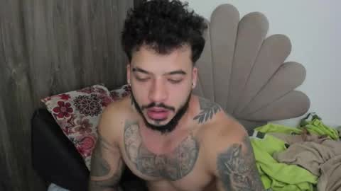 Nei turn green online show from 12.14.25