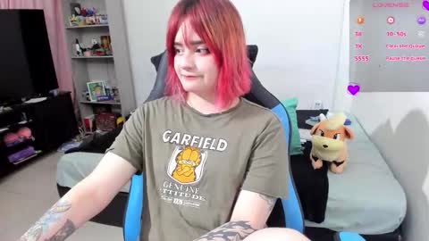 Geek Nicole    im Neeko UwU online show from 10.10.25