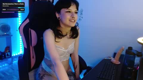 Neena Nyx online show from 12.05.24