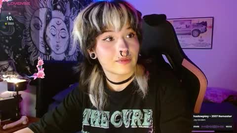 Neena Nyx online show from 02.01.26