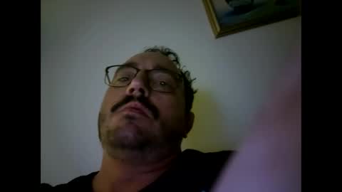 Snapshot of nefrako chatting on 10.21.25 nefrako online show from 10.21.25