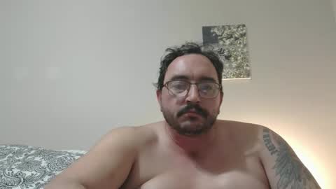 Snapshot of nefrako chatting on 11.21.25 nefrako online show from 11.21.25