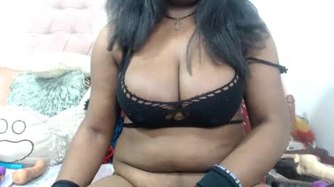 negrabig 38 online show from 10.31.25