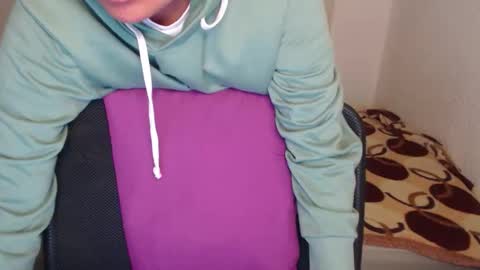 Zoe online show from 10.10.25