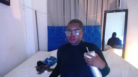 Snapshot of neighbor_ebony chatting on 07.22.26 CHIKY online show from 07.22.26