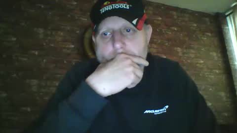 Neil online show from 10.04.25
