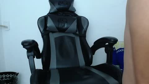Snapshot of neitan___ chatting on 06.19.26 neitan___ online show from 06.19.26
