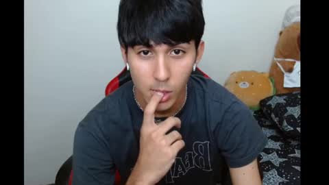 Snapshot of neithanzyn chatting on 11.13.25 Neithanzyn online show from 11.13.25