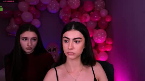 Snapshot of nekky_mouse chatting on 02.13.26 Meow online show from 02.13.26