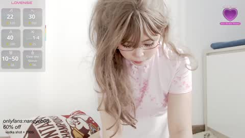 Snapshot of neko_nancy08 chatting on 10.01.25 Nancy no baby bb....or other name online show from 10.01.25