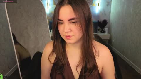 nelie_evans online show from 06.04.26