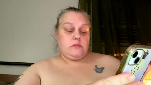 Nellie Atlas online show from 10.24.25