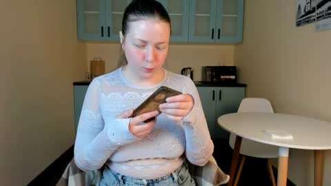 Snapshot of nelliebev chatting on 05.08.26 Nellie online show from 05.08.26