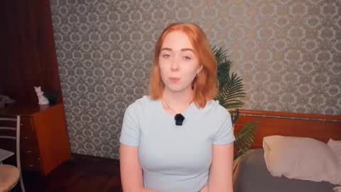 Snapshot of nelliemathers chatting on 11.02.25 Nelli online show from 11.02.25