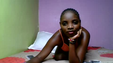 Snapshot of nelly_ebony5 chatting on 06.23.26 nelly_ebony5 online show from 06.23.26