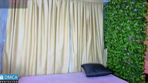 Salome Nena cupcake online show from 03.27.26