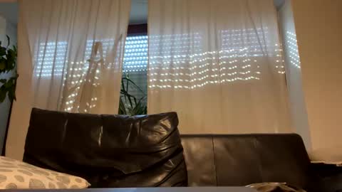 neneo21_ online show from 03.11.25