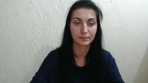 Nensy online show from 12.17.24