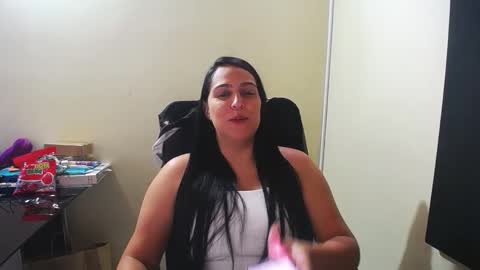 kelly lopez online show from 01.09.25