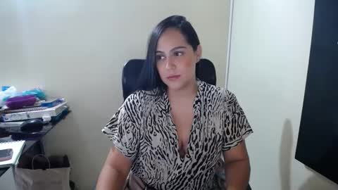 kelly lopez online show from 01.30.25