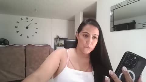 Snapshot of neny445 chatting on 10.22.25 kelly lopez online show from 10.22.25