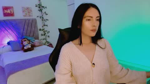 neo_sarah online show from 09.20.25