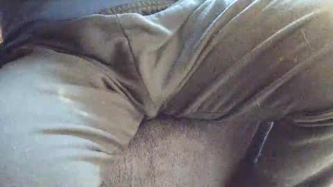 neohiom4f online show from 11.21.25