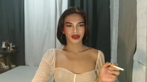 neomi online show from 11.30.25