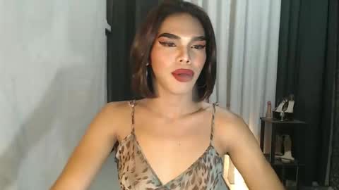 neomi online show from 01.11.26