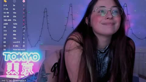 Snapshot of neonquack chatting on 01.09.25 Riley online show from 01.09.25