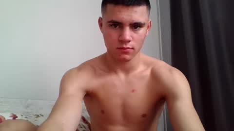 Snapshot of neoplayboy2 chatting on 10.19.25 neoplayboy2 online show from 10.19.25