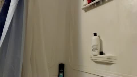 Snapshot of nepa420 chatting on 11.03.25 Versatile online show from 11.03.25