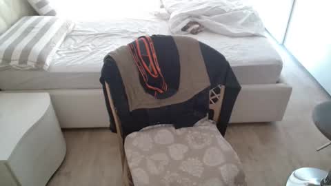 Nerchia89 online show from 04.21.26