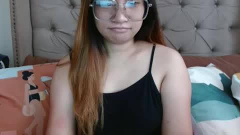 nerdysweetpinay online show from 10.04.25