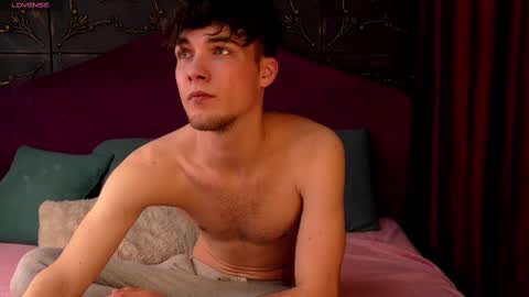 Snapshot of neroknox chatting on 03.02.25 NeroKnox online show from 03.02.25