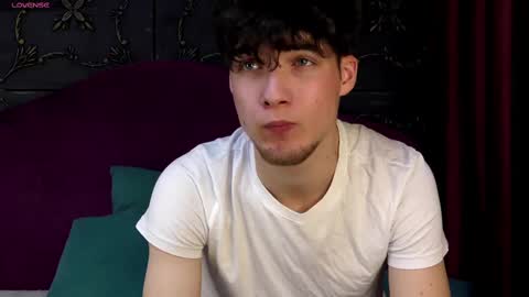 Snapshot of neroknox chatting on 03.07.25 NeroKnox online show from 03.07.25