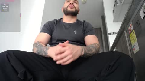 Snapshot of neron_xxl chatting on 02.25.26 neron XXL online show from 02.25.26