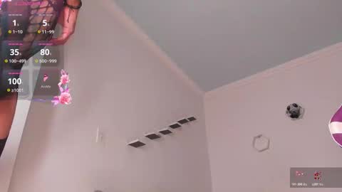 Aleja online show from 10.21.25