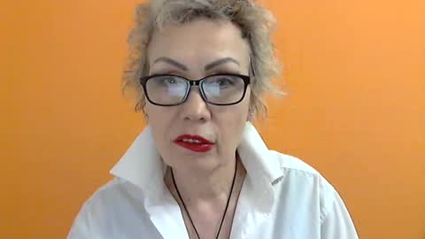 NessyJenixs online show from 03.05.25