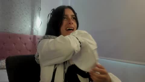 neujuuken online show from 01.10.26